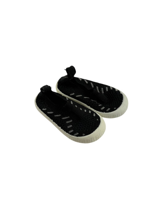 Jan & Jul Black Knit Slip-On Shoes Size 6