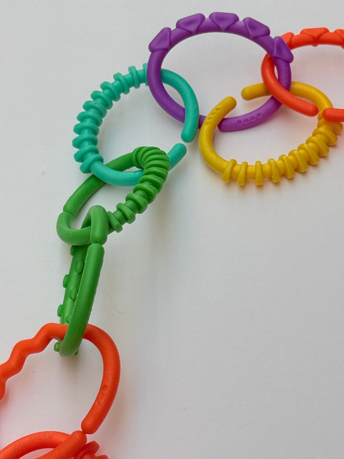 Colorful Textured Ring Links Toy Set