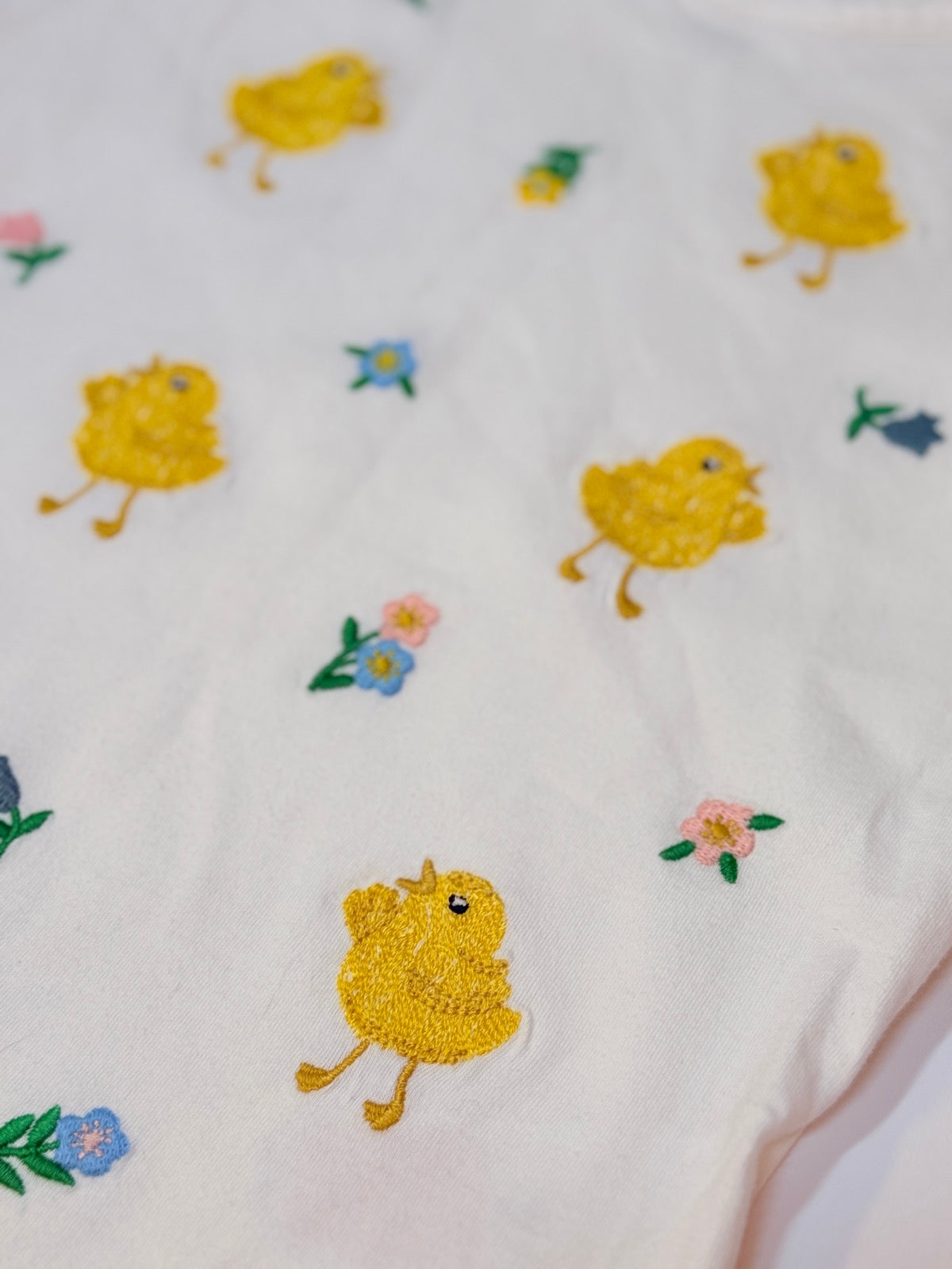 Mini Boden Chick Embroidered White T-Shirt 5-6Y