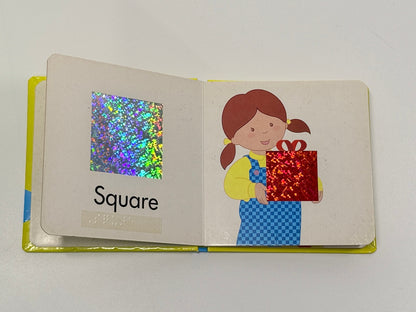 Livre cartonné Brail Razzle Dazzle Shapes par Chuck Murphy