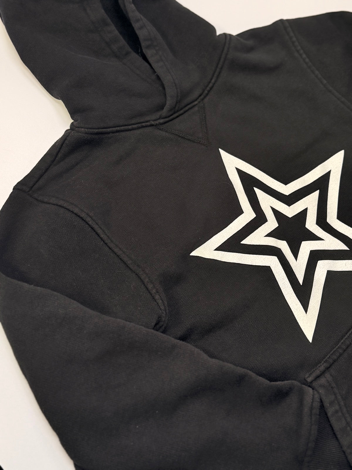 Redfish Kids Black Star Hoodie Size S