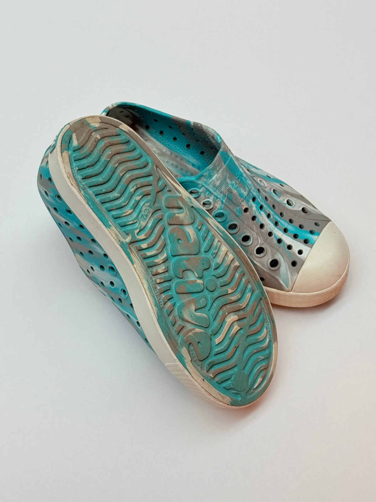 Native Jefferson Marble Slip-On Sneakers C2