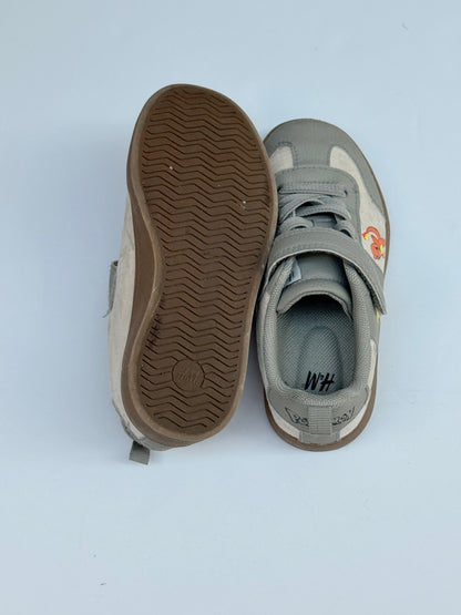 H&M Pokemon Sneakers Kids Size 10