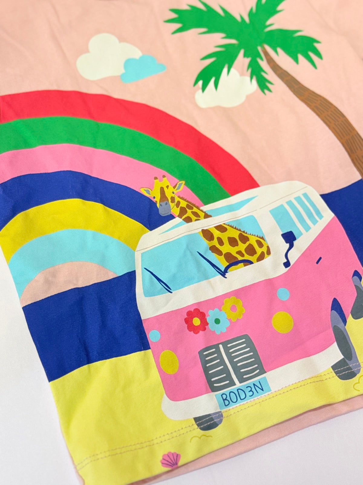 Mini Boden Giraffe Rainbow Shirt 2-3Y