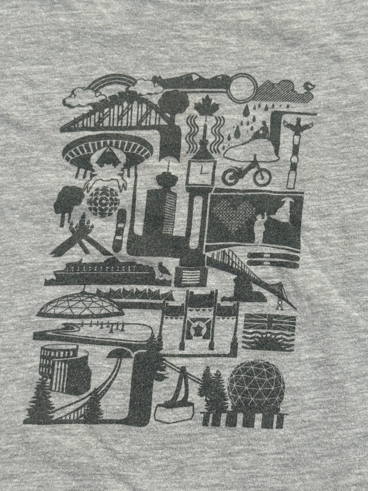 Rabbit Skins Vancouver Icons Gray T-Shirt Size 2