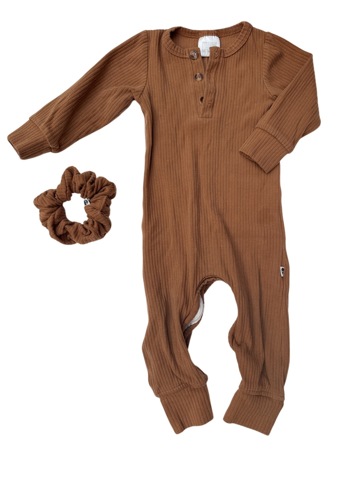 Fellow Human Ribbed Romper with matching Mom Scrunchie 6-12M