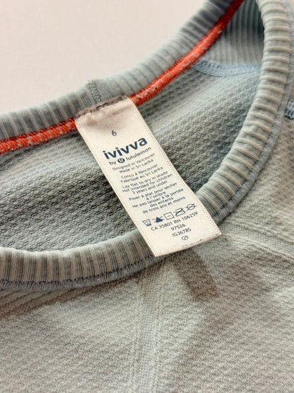 Ivivva by Lululemon Seamless T-Shirt Size 6