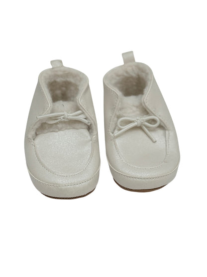 Carter's Ivory Pearl Baby Crib Booties 9M