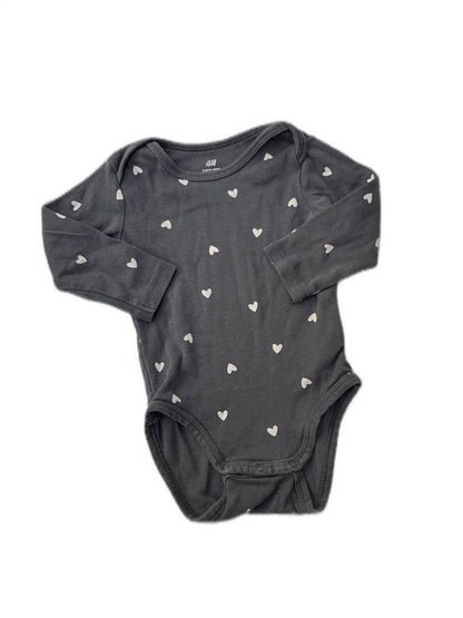 H&M Heart Print Long Sleeve Bodysuit 9M