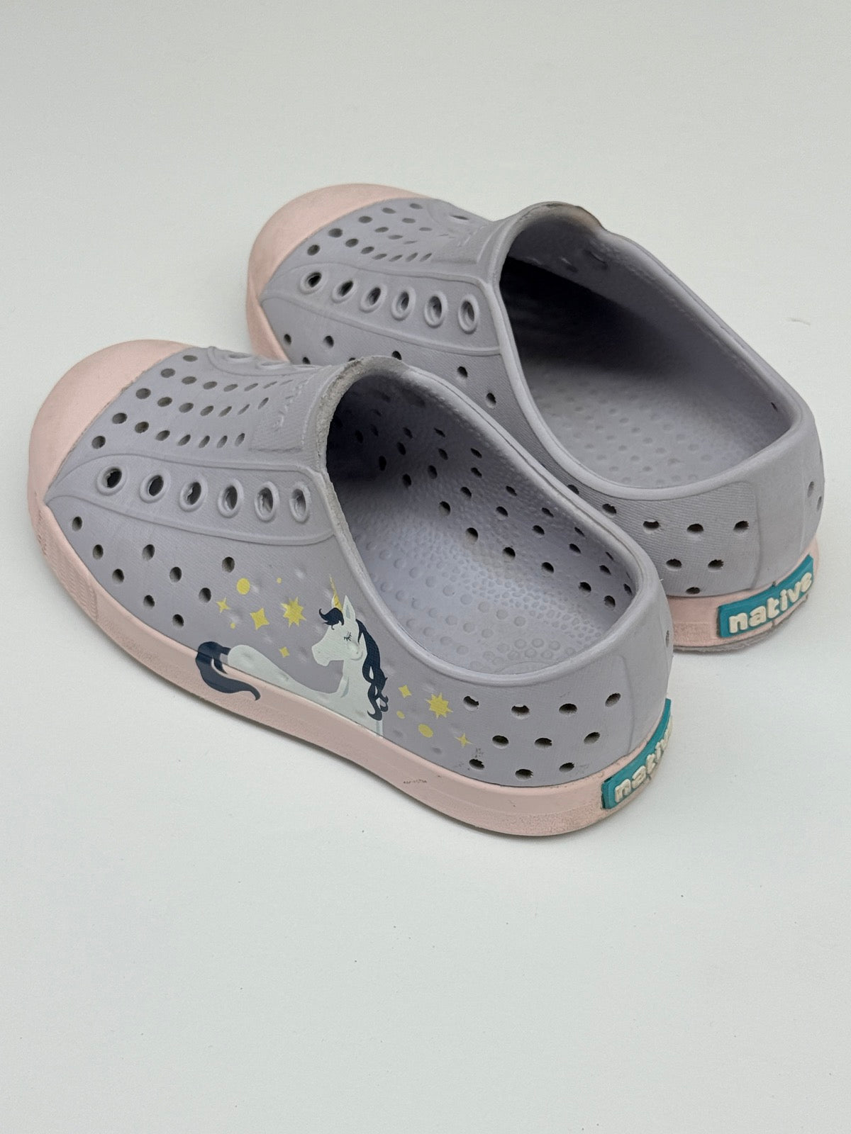 Native Jefferson Unicorn Slip-On Shoes 7C