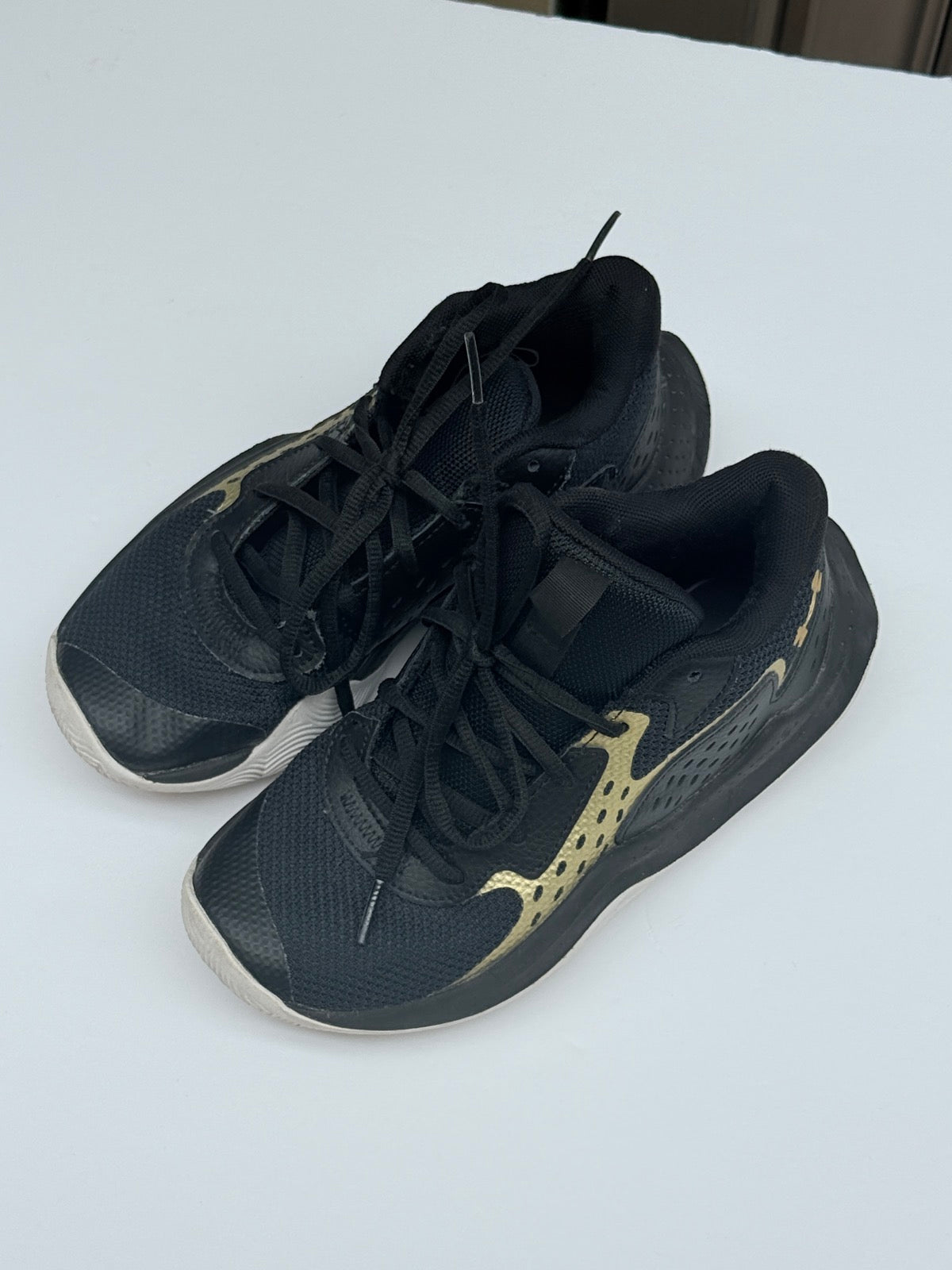 Under Armour Jet '23 Black Gold Sneakers 3.5Y