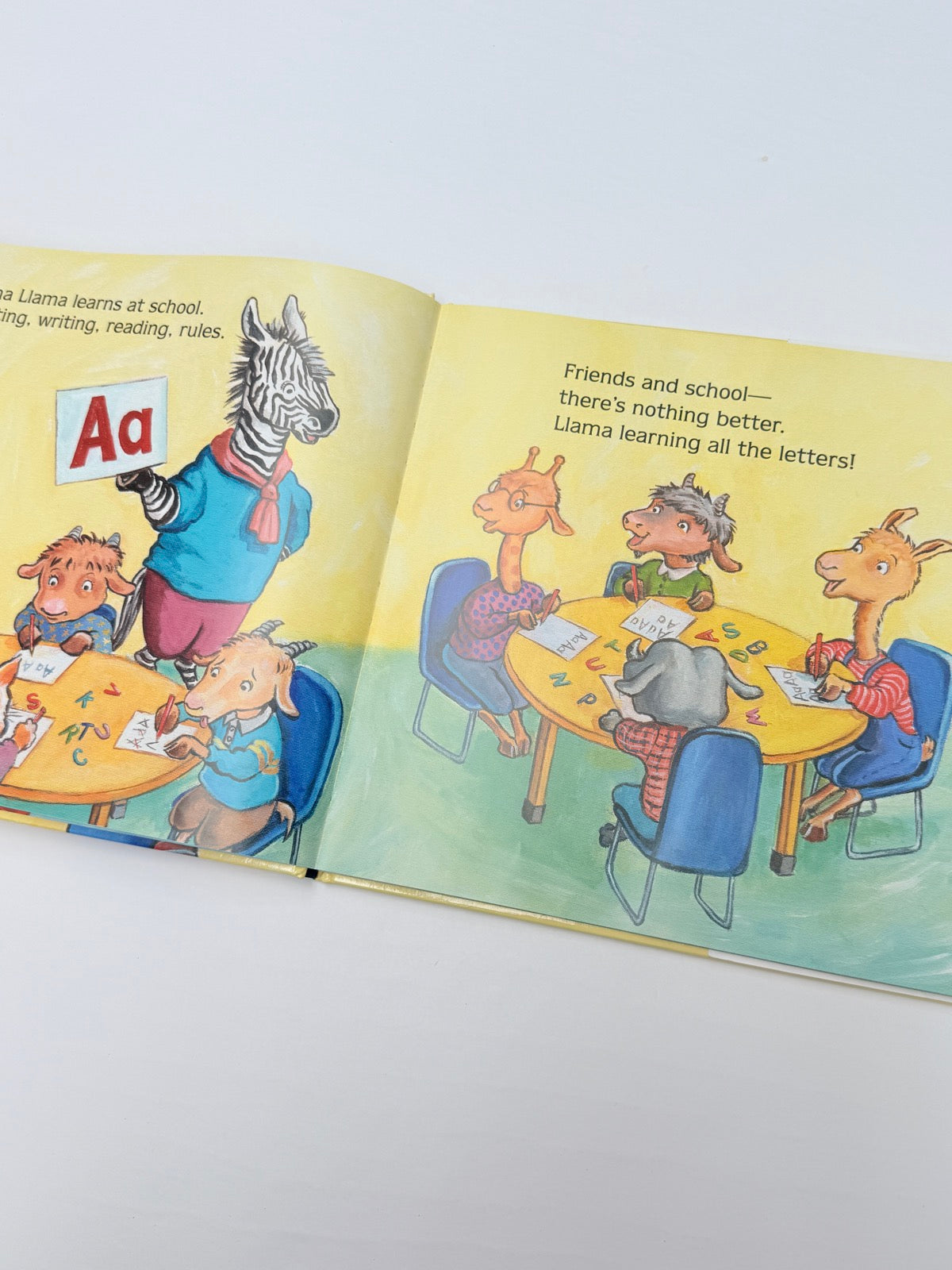 Anna Dewdney Llama Llama Loves to Read