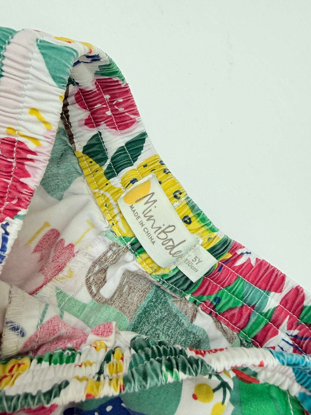 Mini Boden Tropical Print Shorts Size 5Y