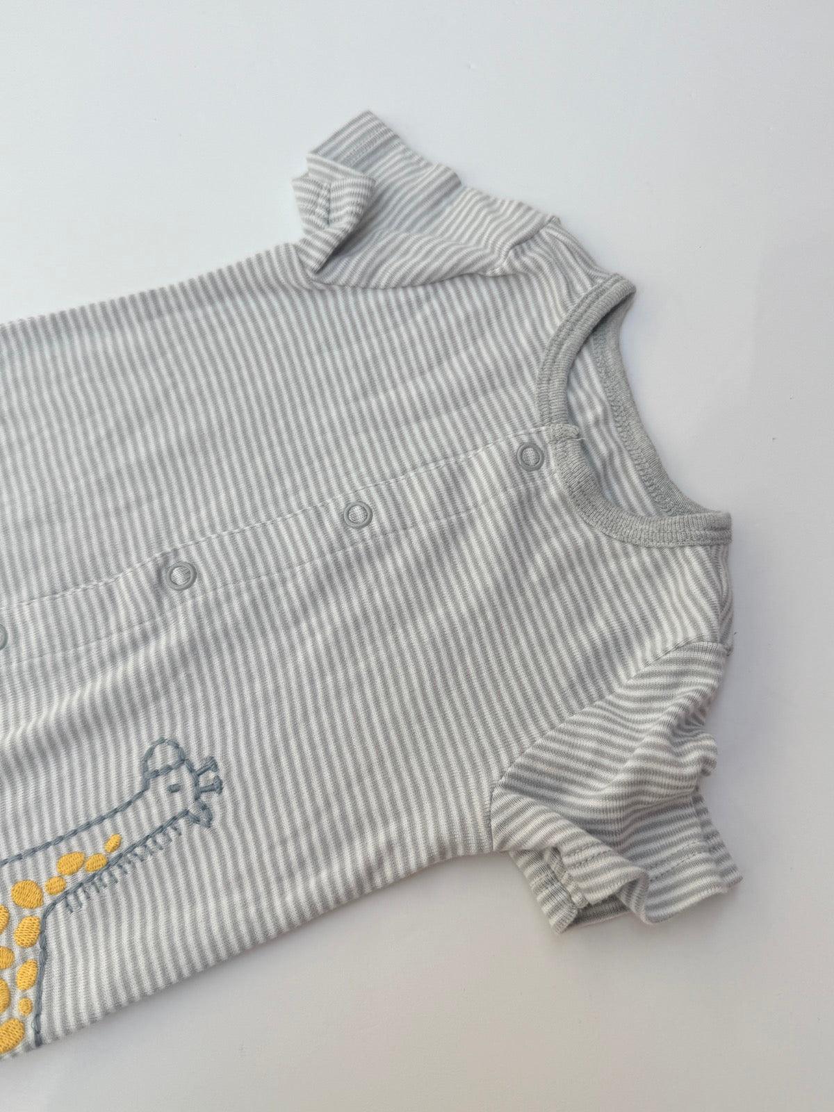 Simple Joys by Carter's Giraffe Romper 3-6M