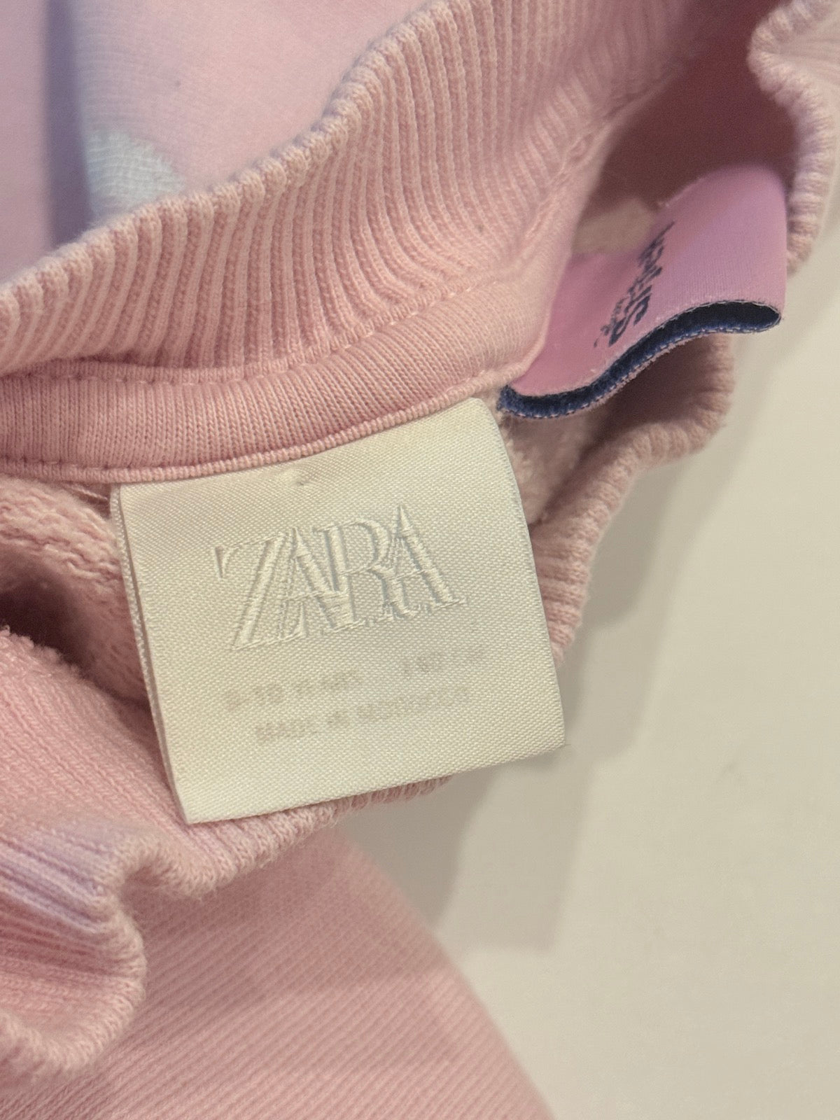 Zara Disney Stitch Pink Sweatshirt Size 9-10Y