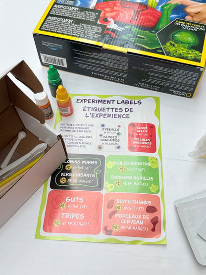 New - National Geographic Completely Gross Chemistry Set