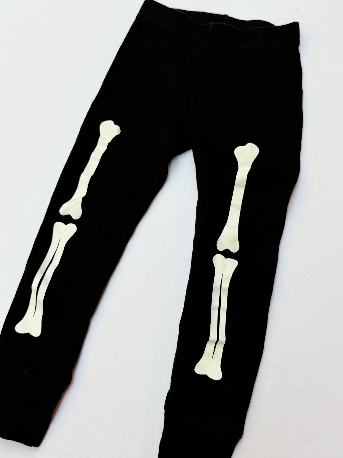 Gap Kids Skeleton Glow in the Dark Pajama Size 6