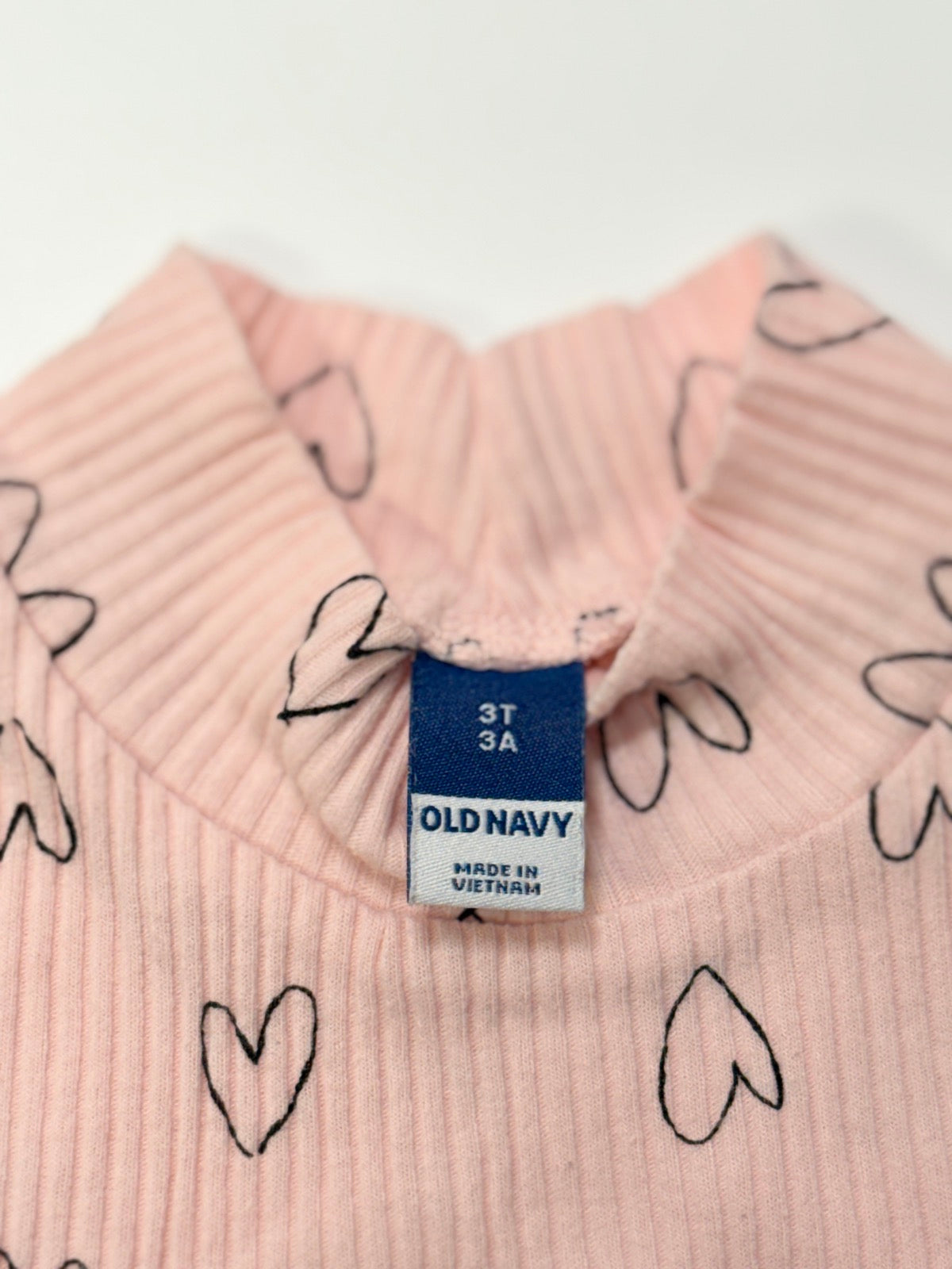 Old Navy Pink Heart Print Mock Neck 3T