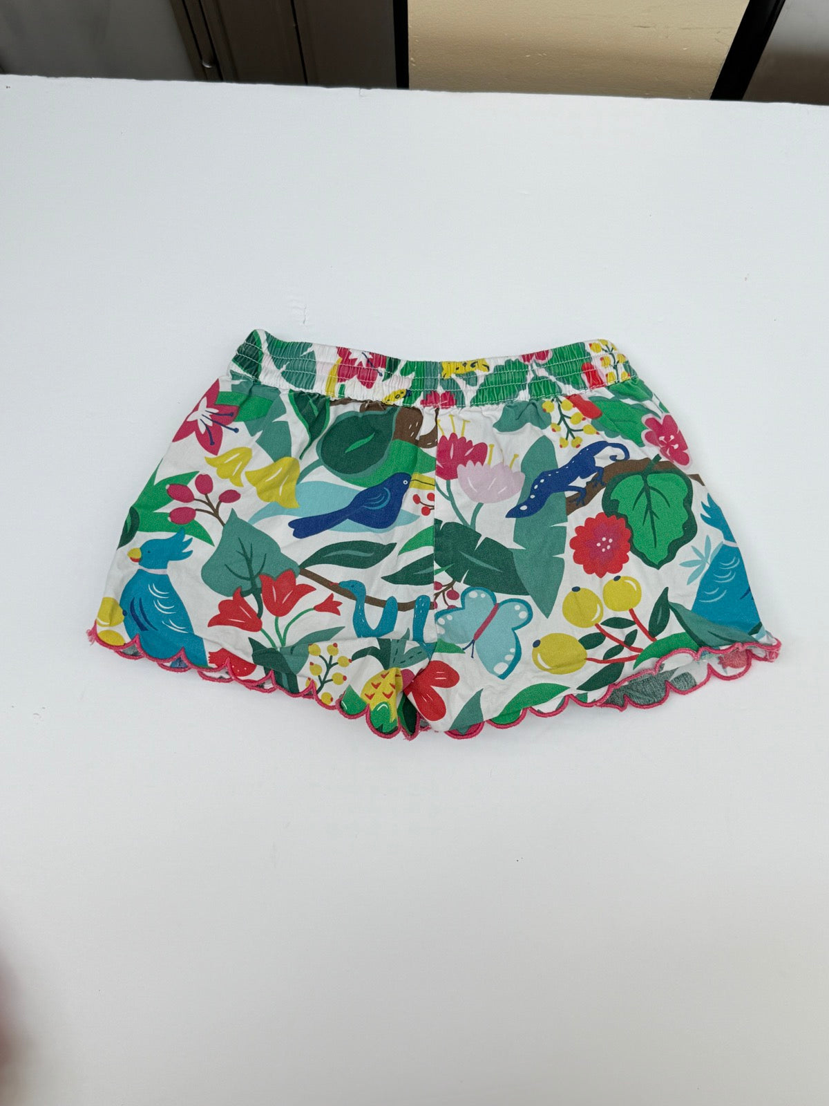 Mini Boden Tropical Print Shorts Size 5Y