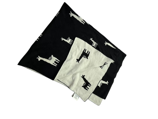 Frolics Llama Print Throw Blanket