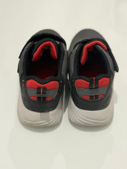 Skechers Waterproof Sneakers Toddler Size 9
