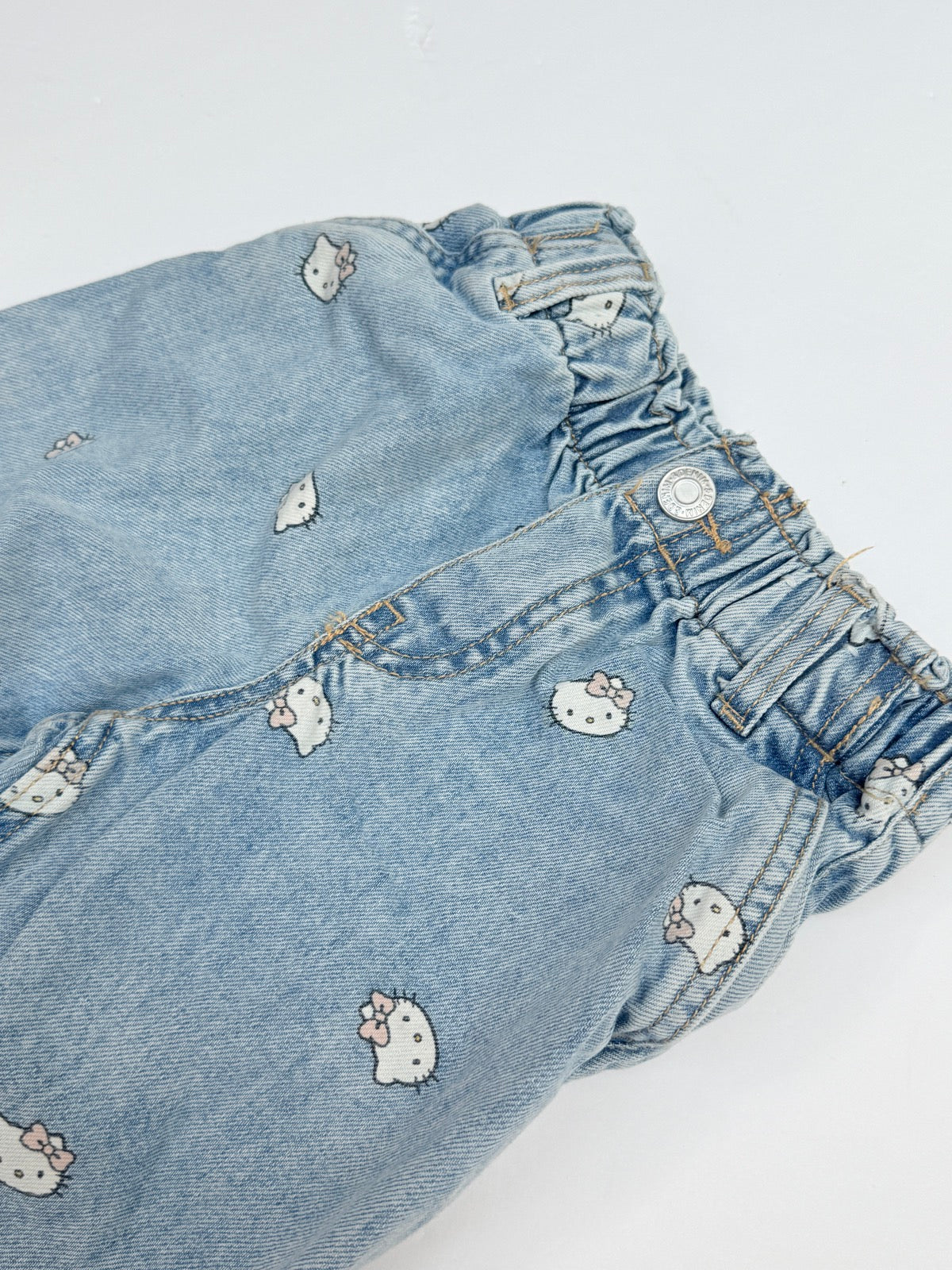 H&M Hello Kitty Wide Leg Jeans Size 4-5Y
