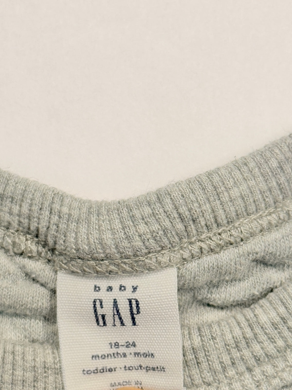 Baby Gap Quilted Gray Sweatshirt 18-24M