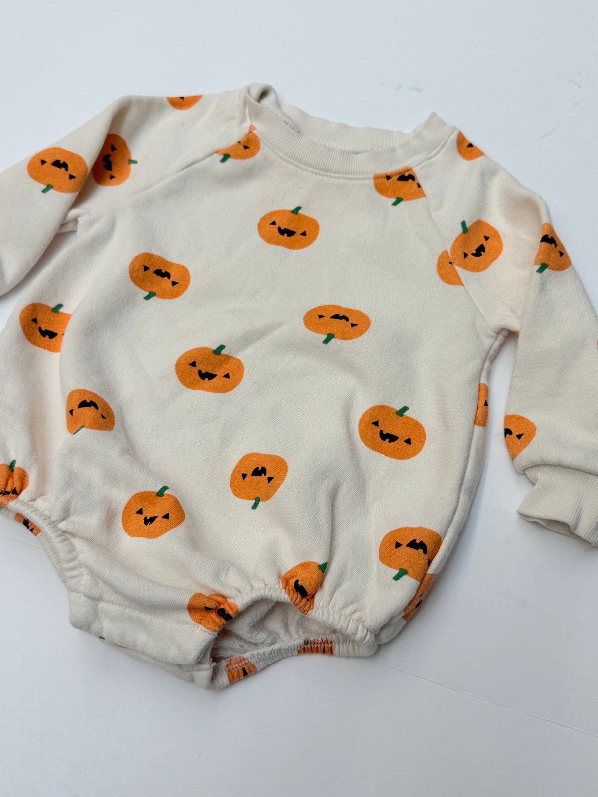 Old Navy Pumpkin Bubble Romper 12-18M