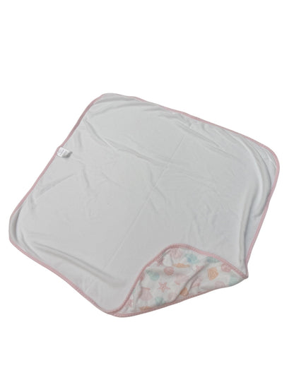 Koalababy Pink Seashell Print Baby Blanket