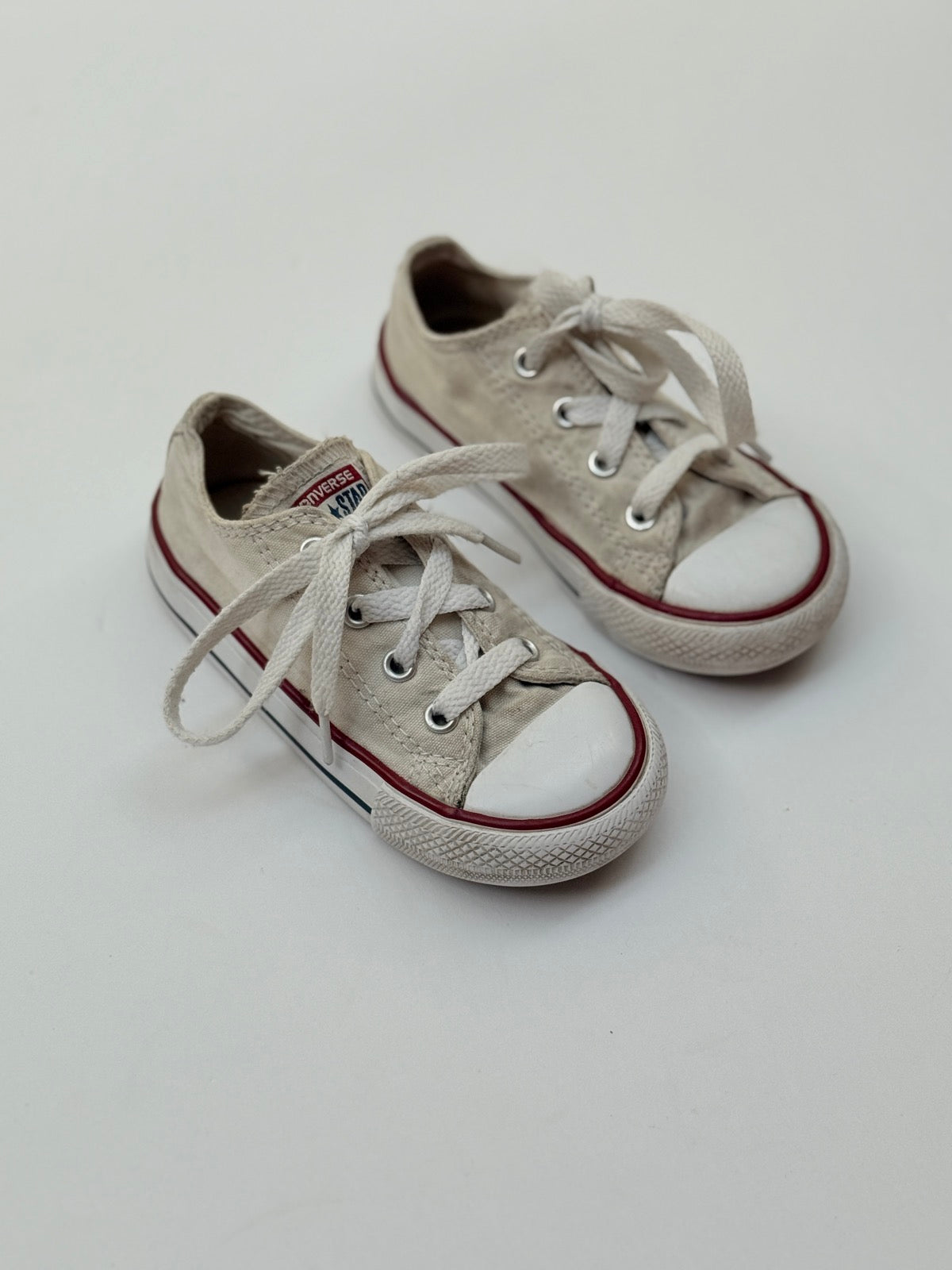 Converse All Star Low Top Sneakers Size 7