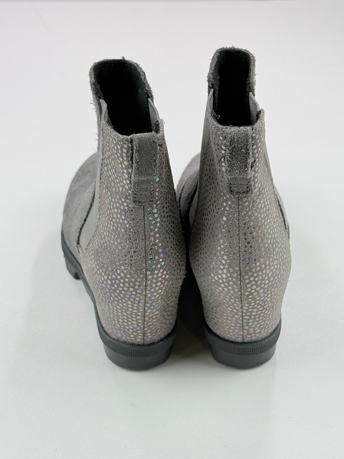Sorel Joan of Arctic Wedge Gray Chelsea Boots Size 1