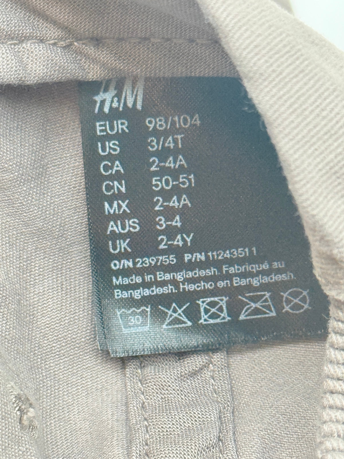 H&M New Discoveries Ready To Explore Hat 2-4Y