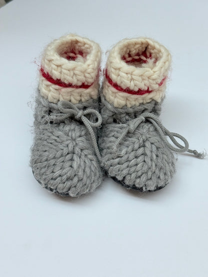 Muffle-Up! Gray Knit Baby Booties 6-12M