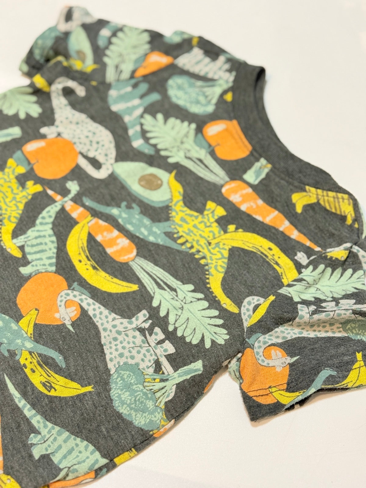 Old Navy Dinosaur Print Gray T-Shirt 18-24M