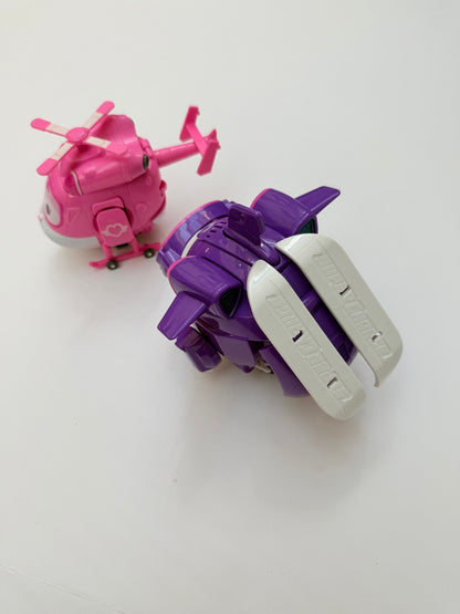 Super Wings Dizzy and Astra Transforming Toy Set