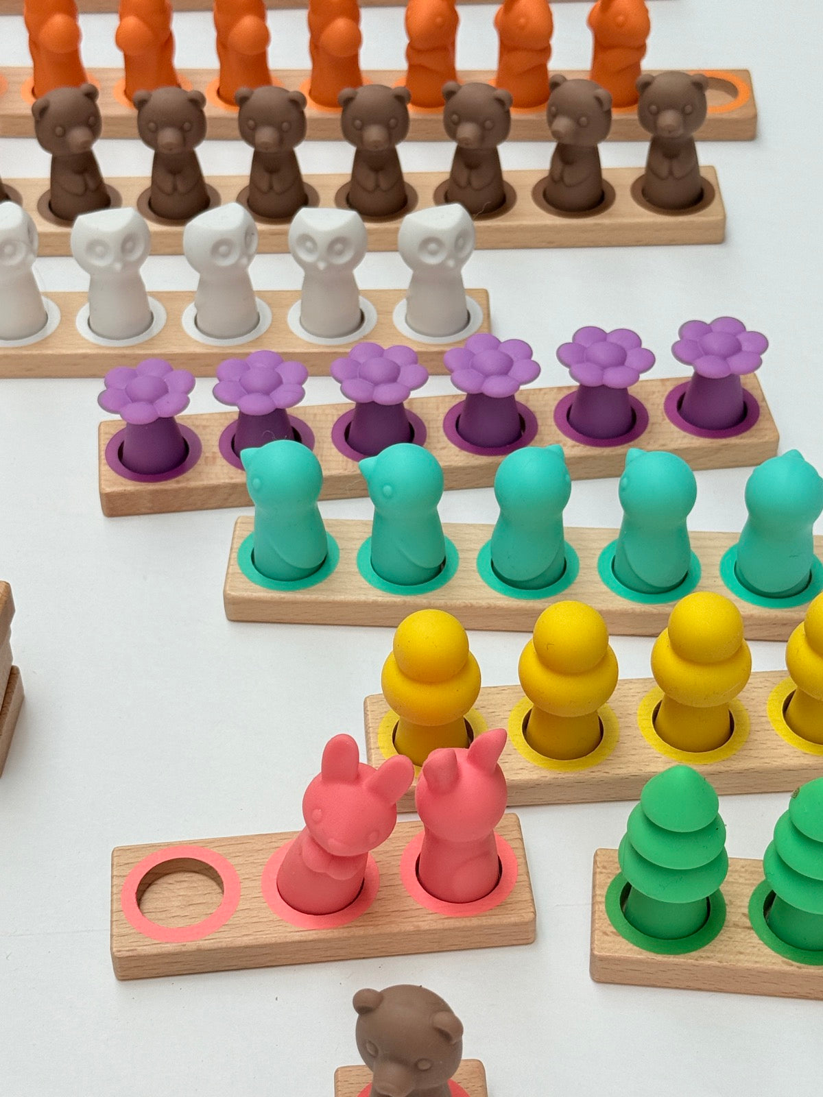 Lovevery Montessori Animal Match Counting Game