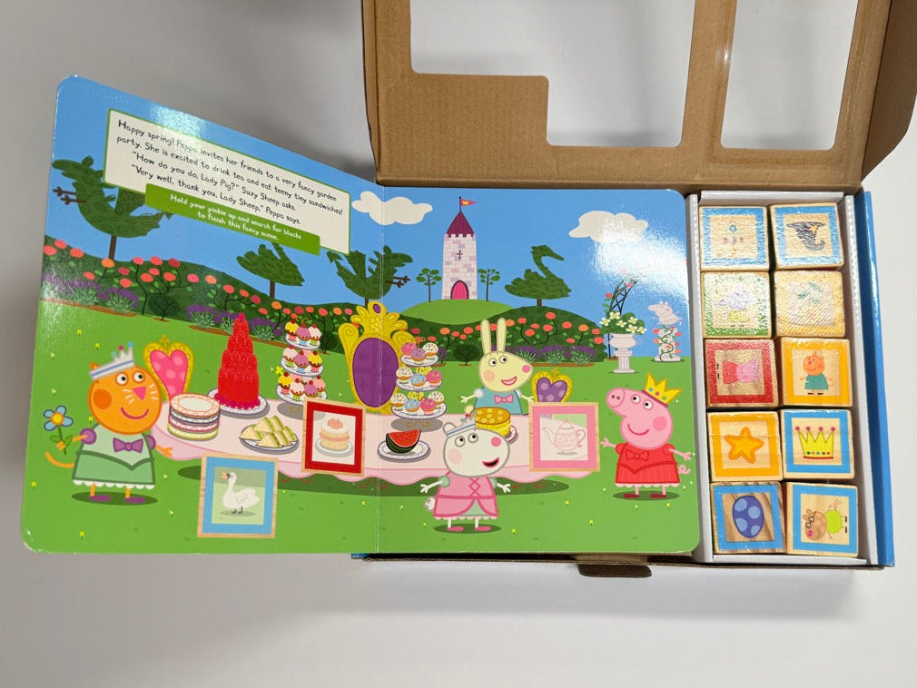 New in box Peppa Pig First Look and Find Book & Blocks