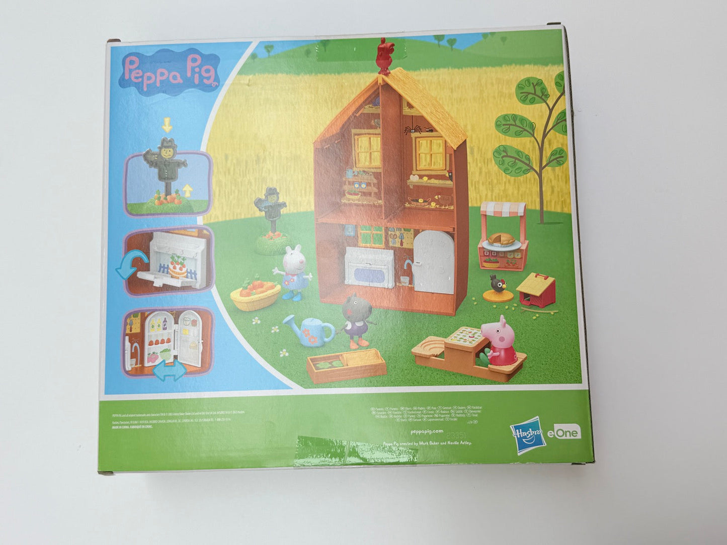 Peppa Pig Farmhouse Fun Playset 14 Pieces