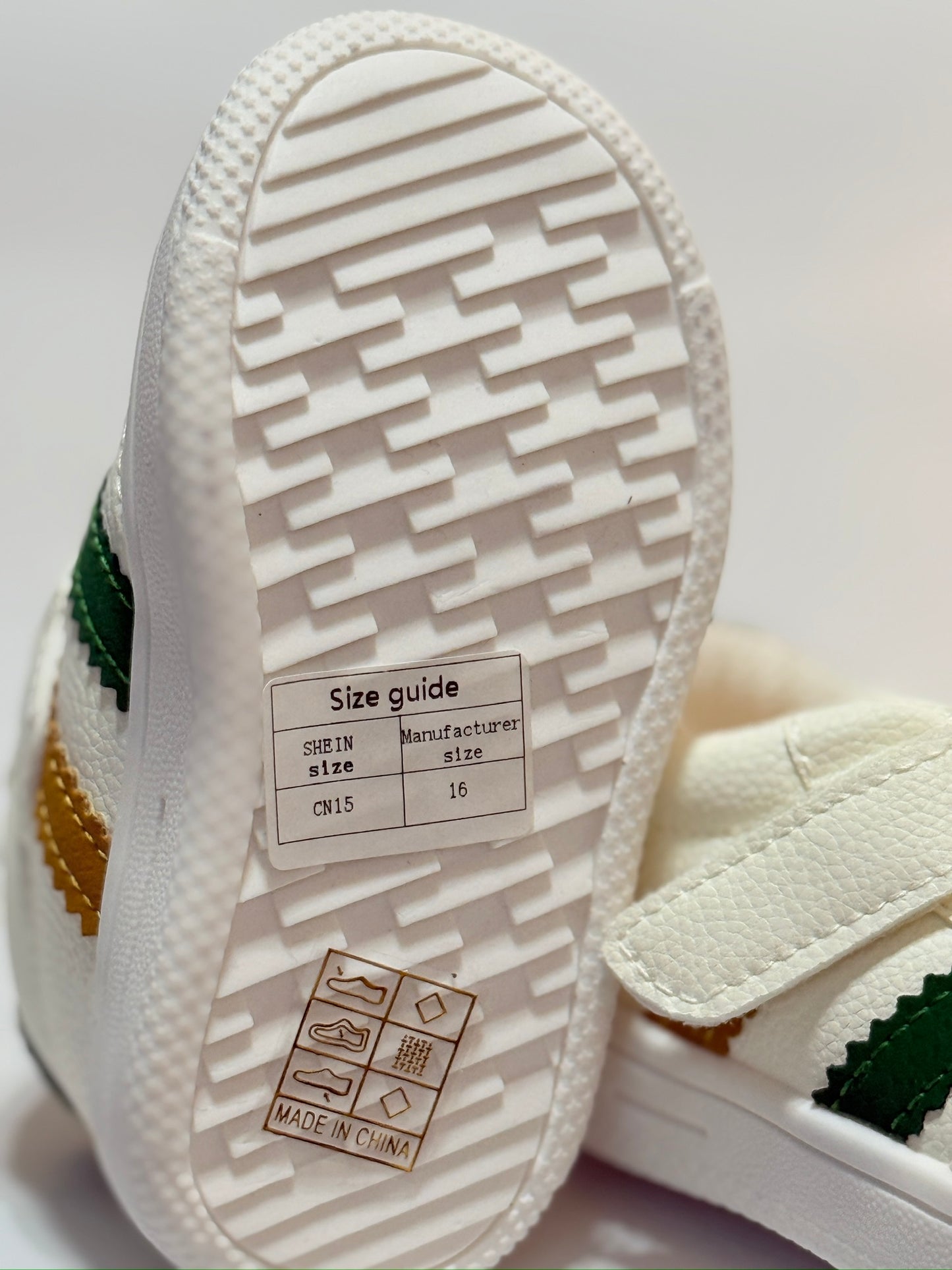 Shein Sneakers 15/16= 5/6