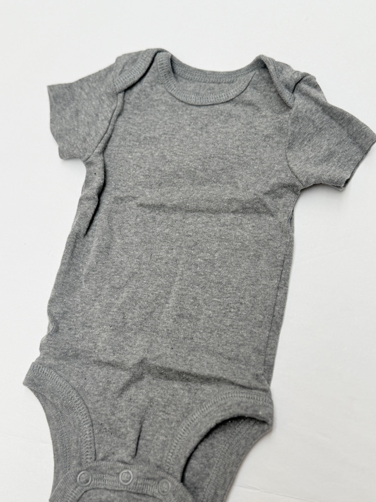 Simple Joys by Carter's Gray Bodysuit Newborn