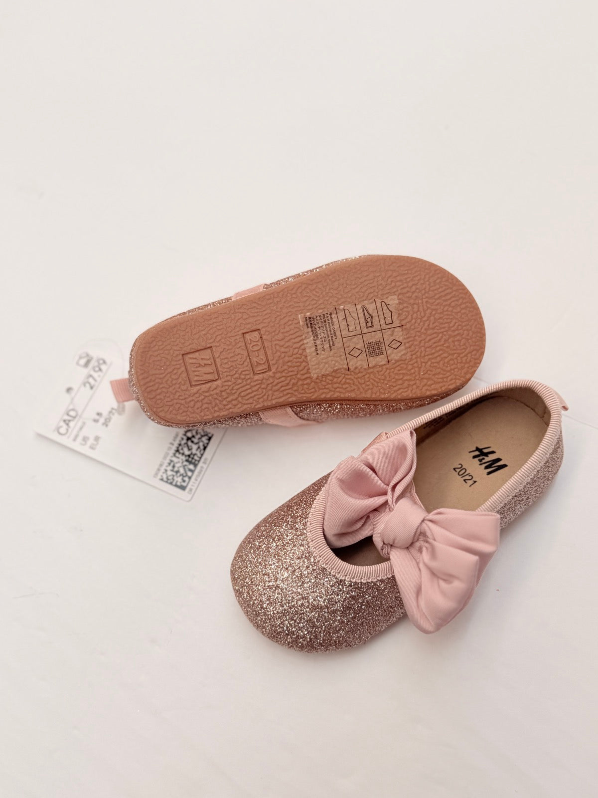 NWT - H&M Glitter Bow Ballet Flats Size 5.5