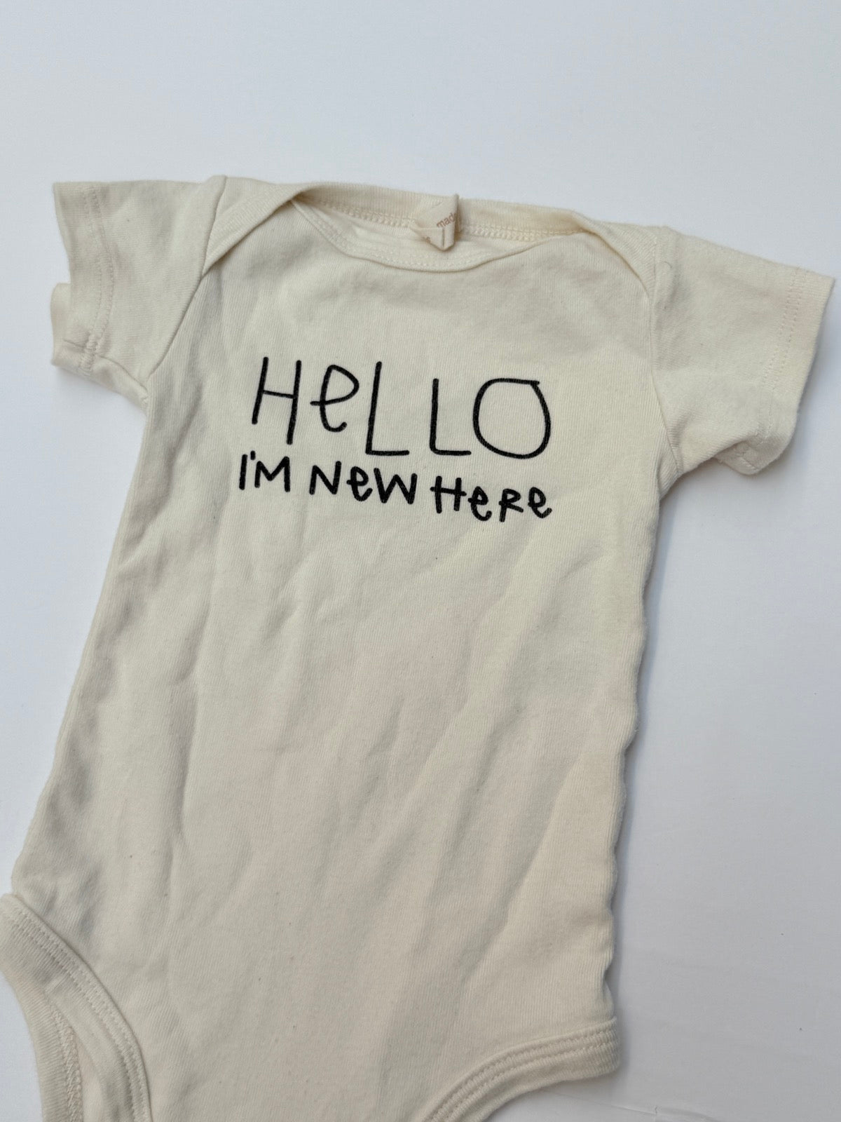 Tenth & Pine Hello I'm New Here Bodysuit 3-6M