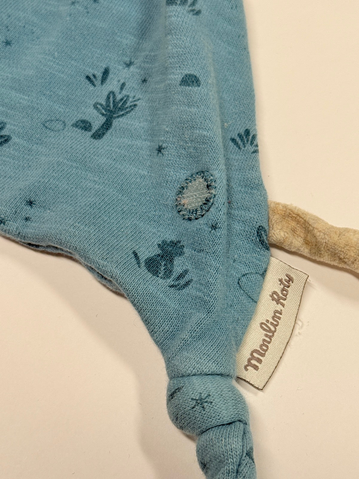 Moulin Roty Sous Mon Baobab Elephant Comforter Doudou