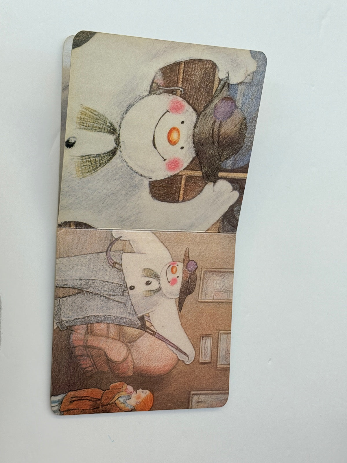 Raymond Briggs The Snowman Dressing Up