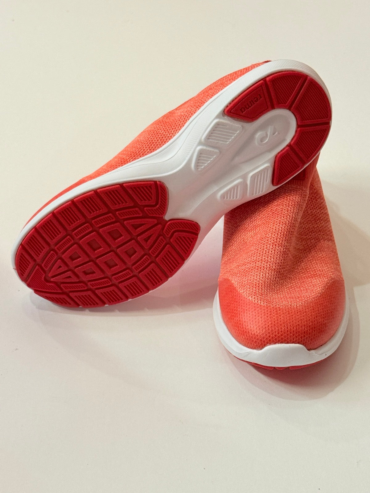 Reima Coral Knit Slip-On Sneaker Size 32