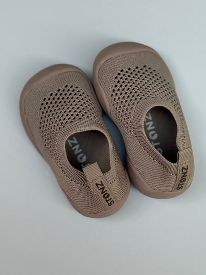Stonz Knit Slip-On Toddler Shoes Size 5