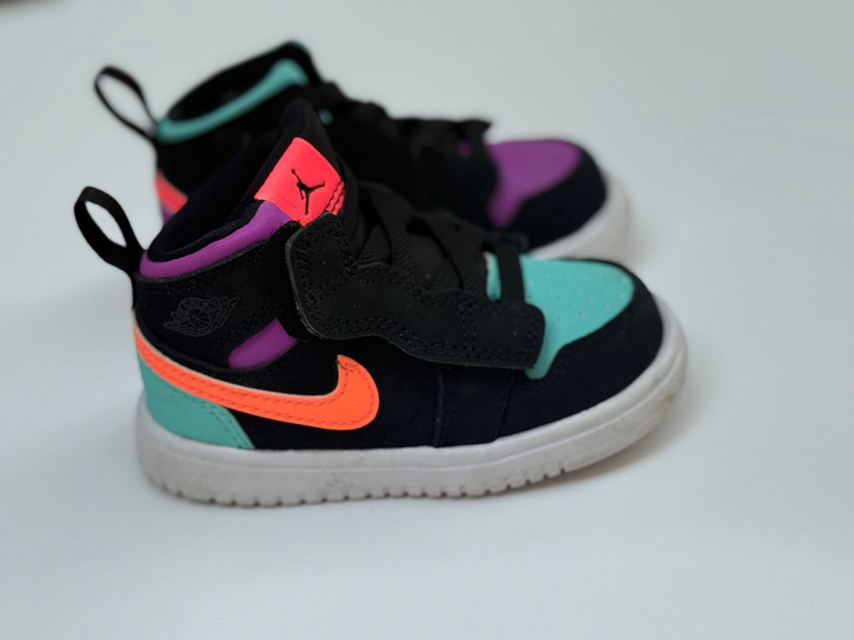 Jordan 1 Mid Alt TD Sneakers Size 5C