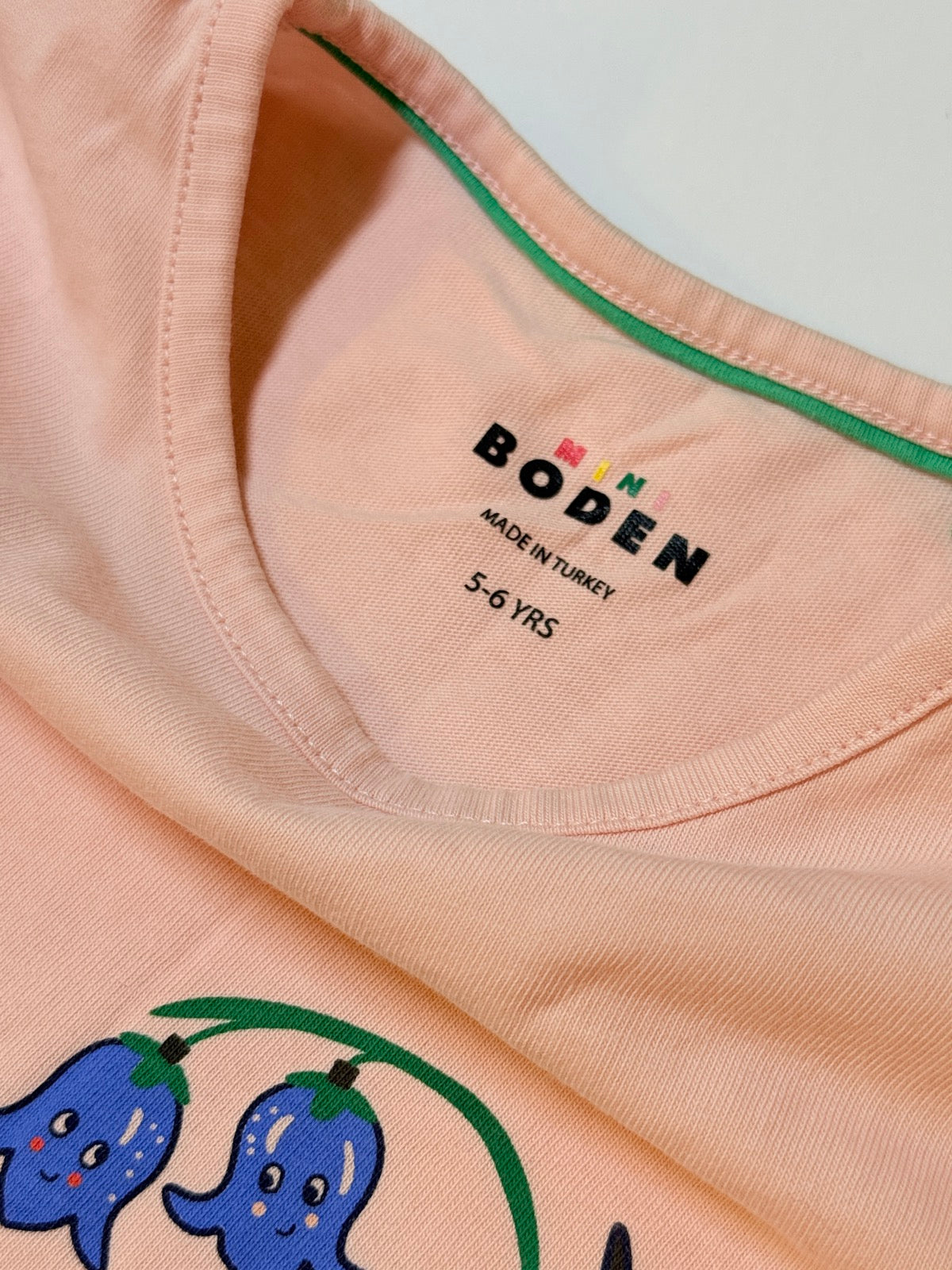 Mini Boden Spring Flowers Graphic T-Shirt 5-6Y