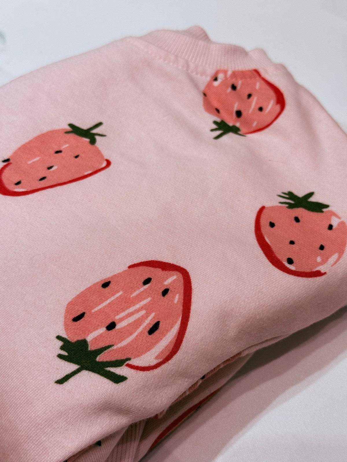 Strawberry Print Hoodie Sweatshirt 4Y
