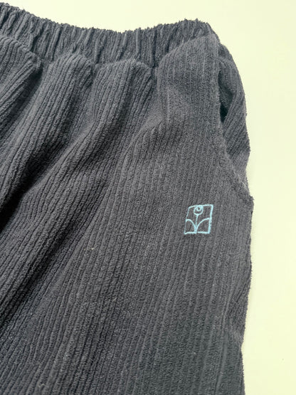 The Campamento Navy Corduroy Shorts 9/10Y